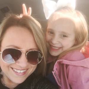 Meet your Posher, Stacy